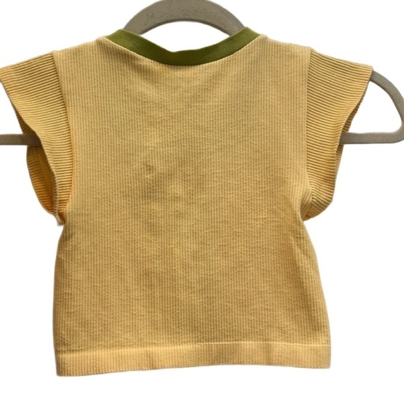 NWT Urban Outfitters “Go For Gold” Seamless cropped tshirt, strawberry combo 🍓 - Picture 3 of 10